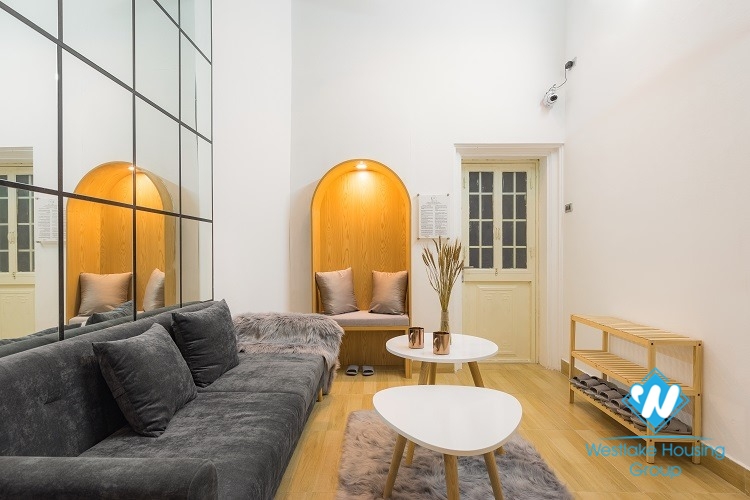 Cheap 4 bedroom apartment for rent in Hoan Kiem District, Hanoi